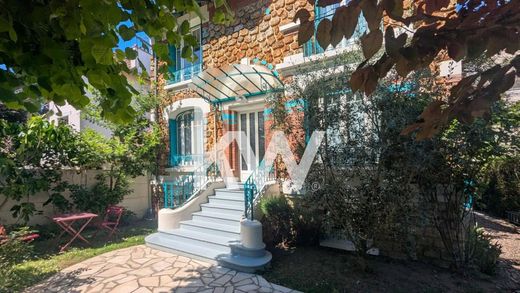 Luxe woning in Saint-Gratien, Val d'Oise