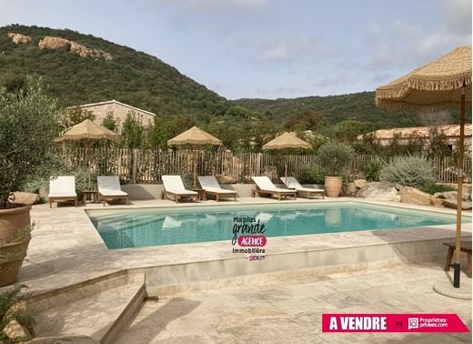 Luxury home in Sainte-Lucie de Porto-Vecchio, South Corsica