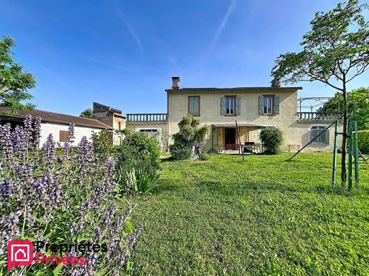 Casa di lusso a Saint-Sulpice-la-Pointe, Tarn