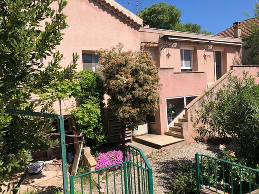 Casa de lujo en Les Angles (Gard), Gard