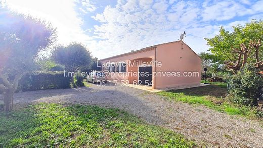 Villa in Pouzolles, Hérault