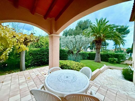 Вилла, Six-Fours-les-Plages, Var