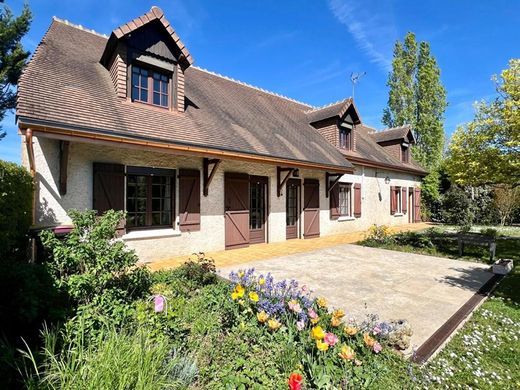 Landhaus / Bauernhof in Naveil, Loir-et-Cher