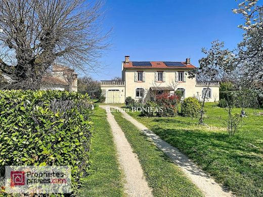 Элитный дом, Saint-Sulpice-la-Pointe, Tarn