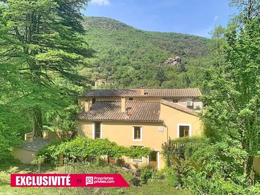 Luxury home in Val-d'Aigoual, Gard