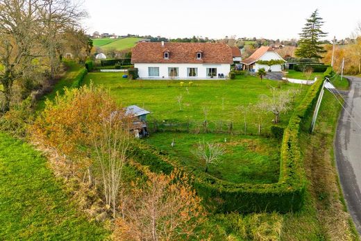 Casa di lusso a Sauveterre-de-Béarn, Pirenei atlantici