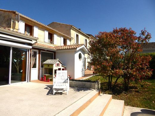 Luxury home in Libourne, Gironde