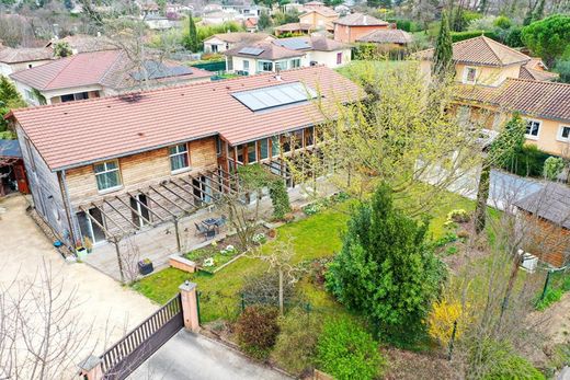 Luxury home in Neyron, Ain