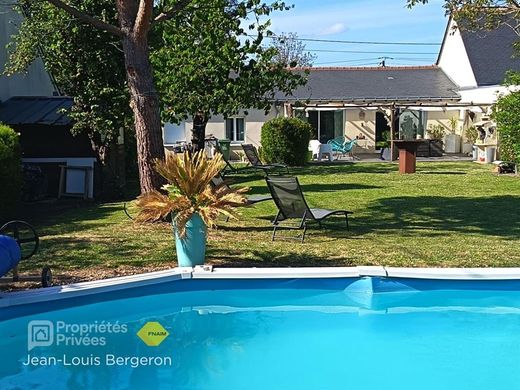 Luxury home in Tours, Indre and Loire