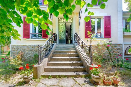 别墅  Chelles, Seine-et-Marne