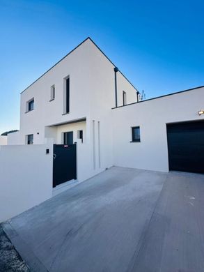 ‏בתי יוקרה ב  Sérignan, Hérault