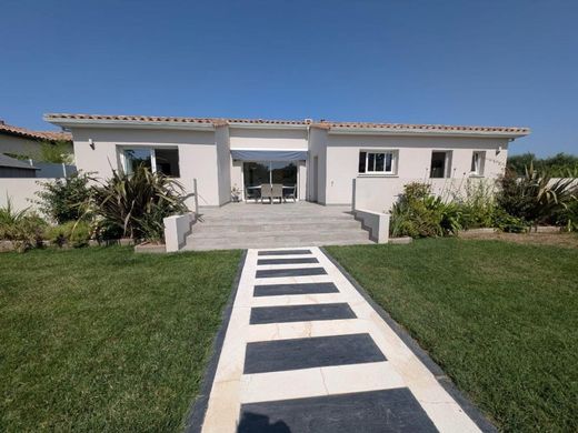 Villa in Canet, Aude