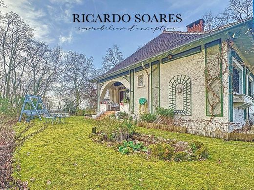 Villa in Senlis, Oise