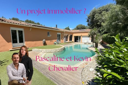 Luxury home in Grans, Bouches-du-Rhône