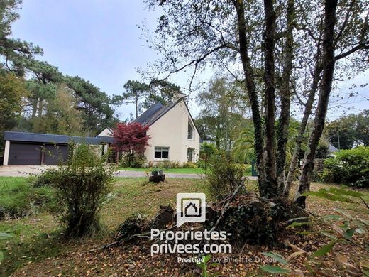 Luxury home in Clohars-Fouesnant, Finistère