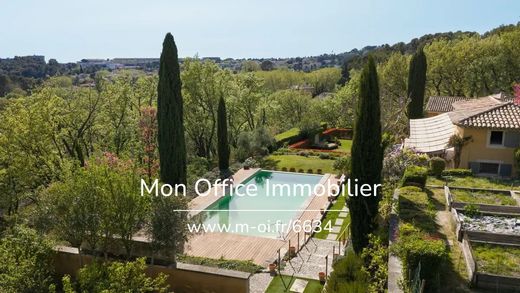 Villa in Aix-en-Provence, Bouches-du-Rhône