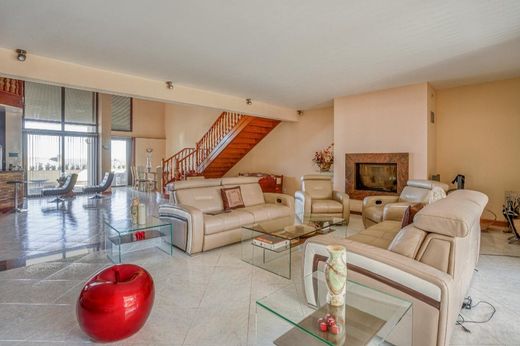Luxe woning in Viry-Châtillon, Essonne