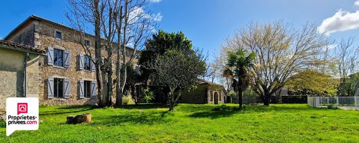 Luxury home in Bazas, Gironde