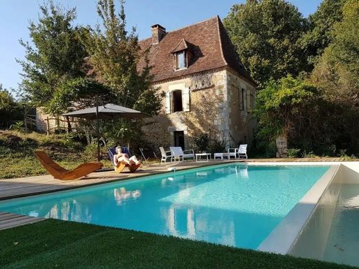 منزل ﻓﻲ Fleurac, Dordogne