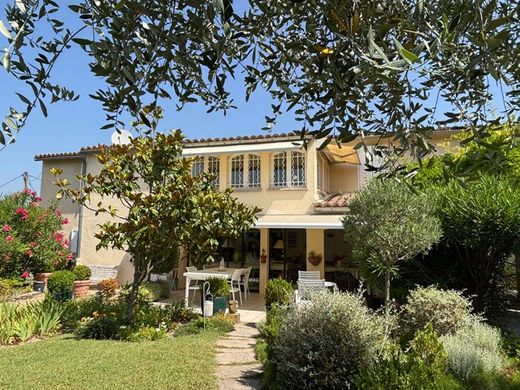 Maison de luxe à Uzès, Gard