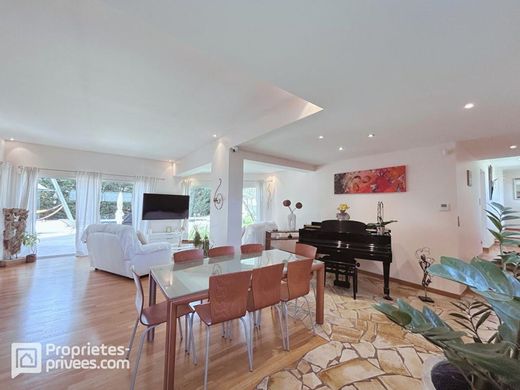 ‏בתי יוקרה ב  Pernes-les-Fontaines, Vaucluse