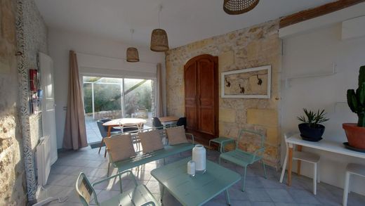 Luxe woning in Lesparre-Médoc, Gironde