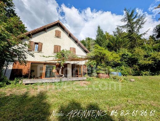 Luxury home in Quaix-en-Chartreuse, Isère