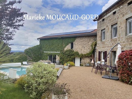 Luxury home in Les Villettes, Haute-Loire