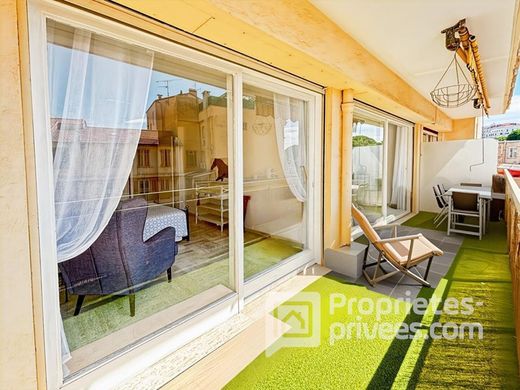Apartment in Juan-les-Pins, Alpes-Maritimes