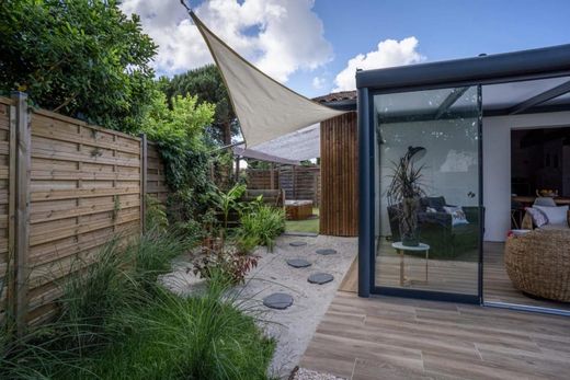 Πολυτελή κατοικία σε Biscarrosse, Landes