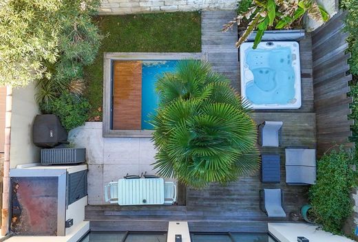 Luxury home in Bordeaux, Gironde