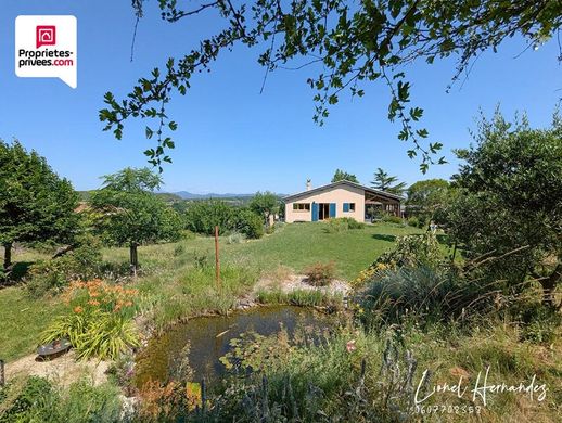 ‏בתי יוקרה ב  Mons (Gard), Gard