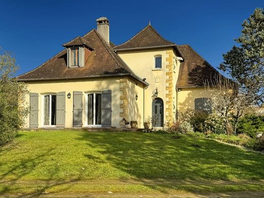 Maison de luxe à Saint-Astier, Dordogne