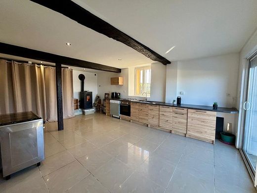 Luxury home in Sermoise-sur-Loire, Nièvre