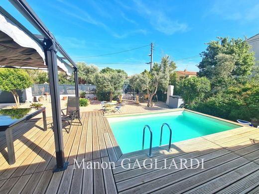 Villa en Six-Fours-les-Plages, Var