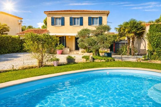 Casa di lusso a Graveson, Bocche del Rodano
