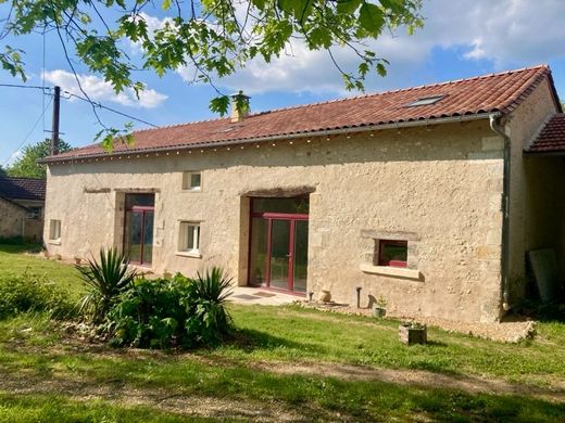 Château-l'Évêque, Dordogneの高級住宅