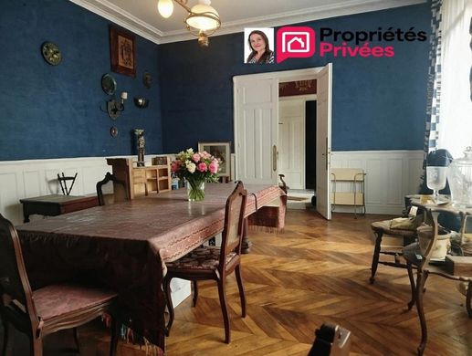 Castle in Villers-Cotterêts, Aisne