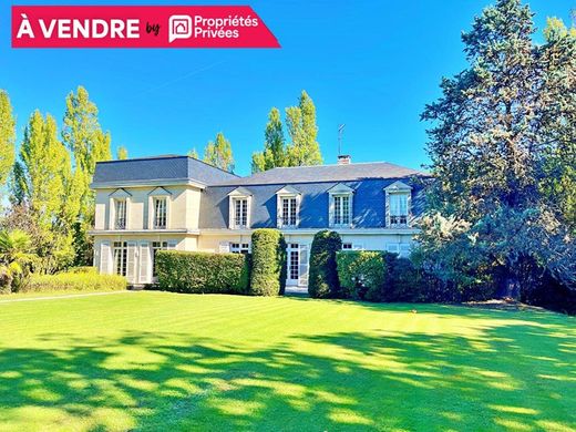 Элитный дом, Yvrac, Gironde