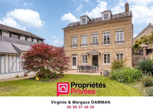Luxury home in Elbeuf, Seine-Maritime