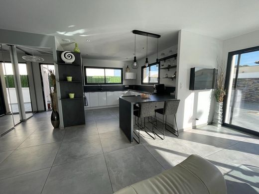 Luxe woning in Béziers, Hérault