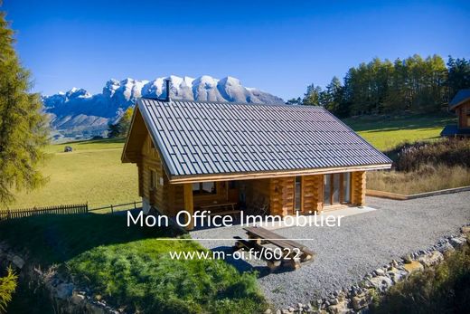 Chalet in Le Dévoluy, Hautes-Alpes