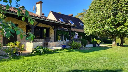 Luxe woning in Issac, Dordogne