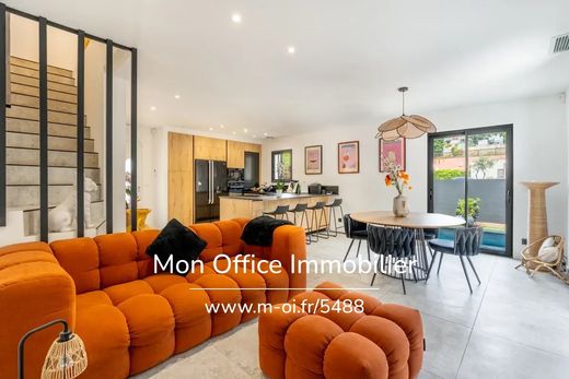 Βίλα σε Saint-Cyr-sur-Mer, Var