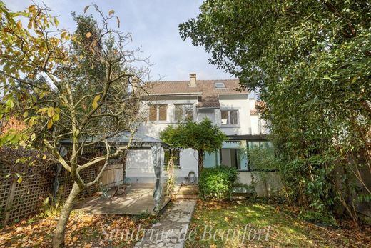 Luxury home in Colombes, Hauts-de-Seine