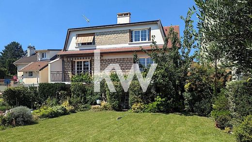 Luxury home in Deuil-la-Barre, Val d'Oise