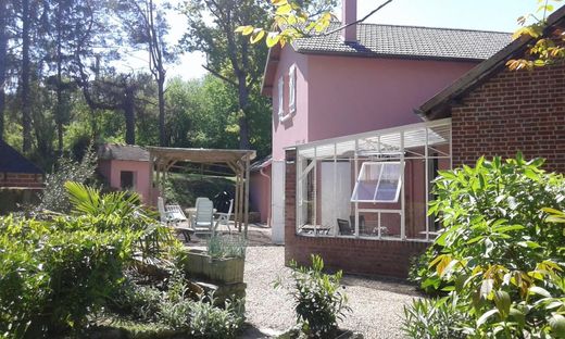 Villa in Courcelles-lès-Gisors, Oise