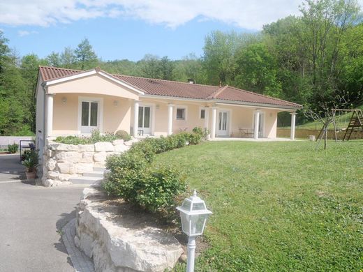 Luxe woning in Beauvallon, Drôme