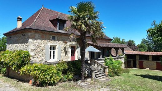 Luxury home in Bouzic, Dordogne