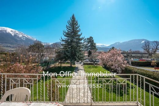 Casa de luxo - Embrun, Altos Alpes